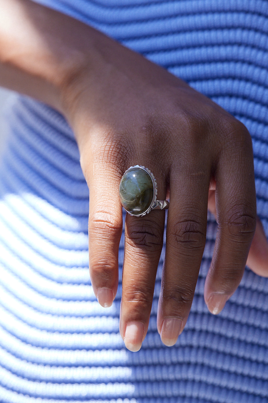 Rugged Tablet Ring_SV925 × Labradorite