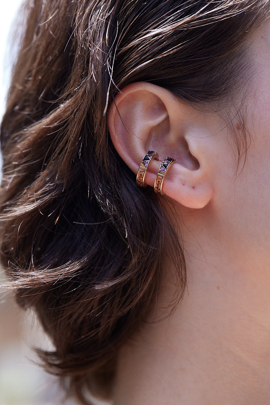 Protection Ear Cuff_YG × Orange Sapphire × Black Spinel × Amethyst