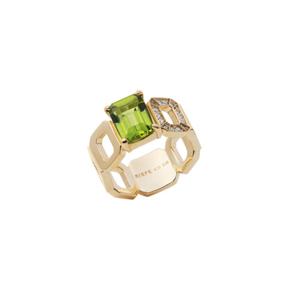 Incomplete Ring_YG × Peridot × White Dia 0.10ct