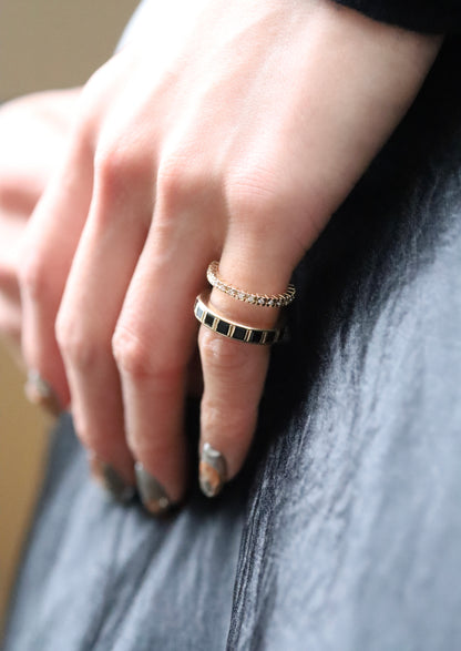 Alignment Ring_YG × Black Onyx