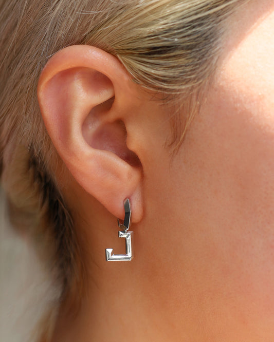 Token Charm J