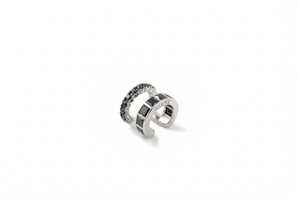 Alignment Ear Cuff_WG × Black Onyx