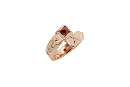 Rugged Luxe Ring_PG × Garnet