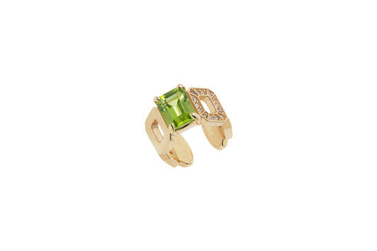 Incomplete Ear Cuff_YG × Peridot × White Dia 0.10ct