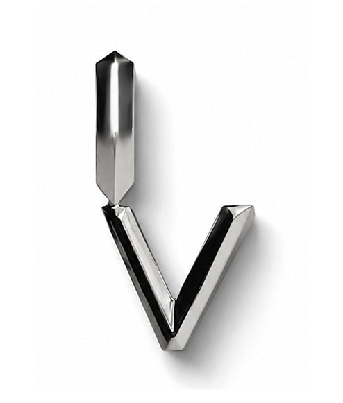 Token Charm V
