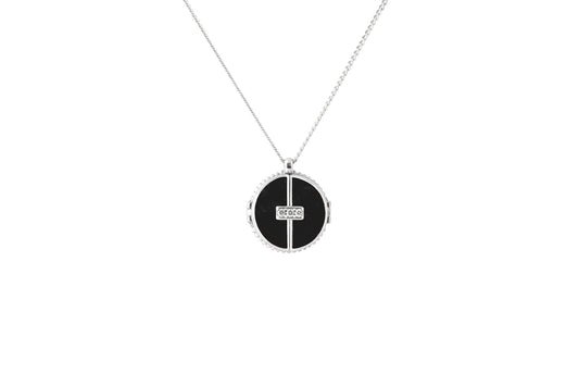 Axis Pendant_WG × Black Onyx